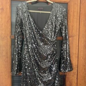 NWT Hale Bob Gray silver/gray long sleeve sequin dress size XS
